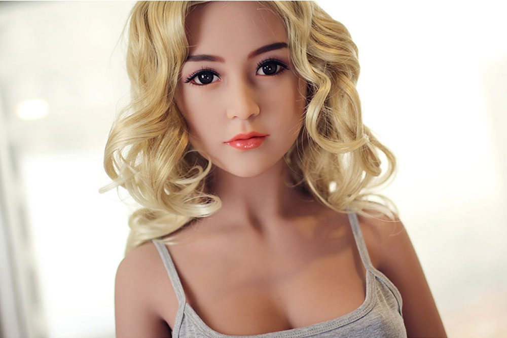 blonde sexuelle dolls