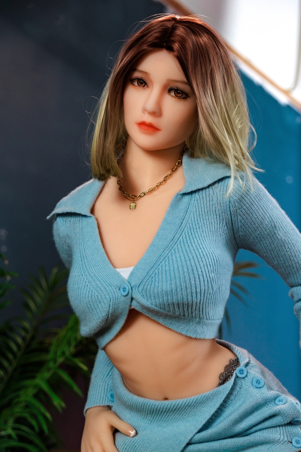 sex doll Hedda